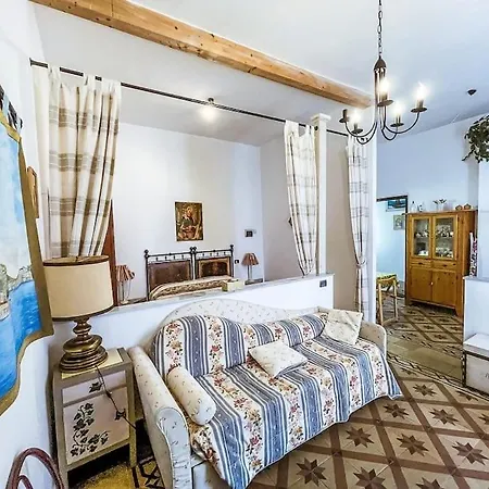 Apartment Caratteristico In Centro Gaeta